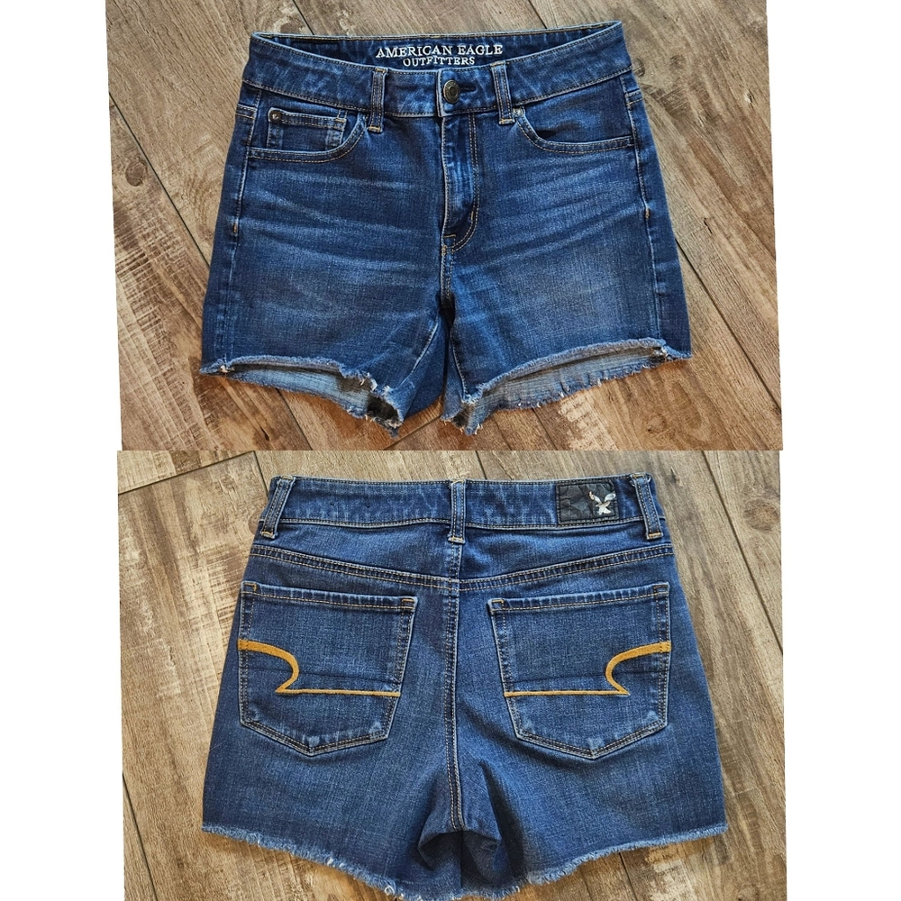 AMERICAN EAGLE Dark Wash Denim Shorts Hi Rise Shortie Style Size 2